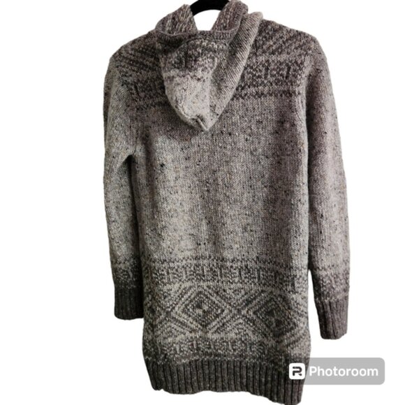 Inis Crafts Sweaters - Inis Crafts Wool hooded Cardigan sweater size medium